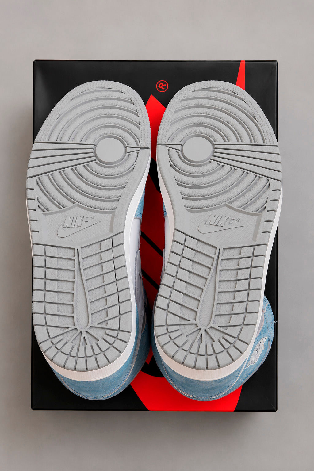 Air Jordan 1 Retro High OG Hyper Royal (2021) | Talla 26.5 cm (8.5 us - 6.5 mx)