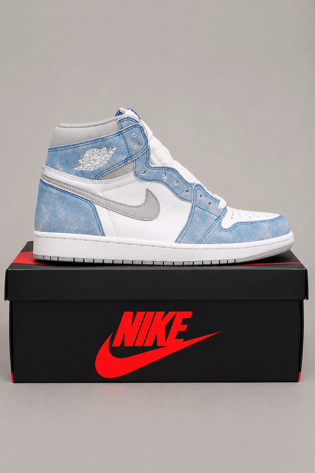 Air Jordan 1 Retro High OG Hyper Royal (2021) | Talla 26.5 cm (8.5 us - 6.5 mx)