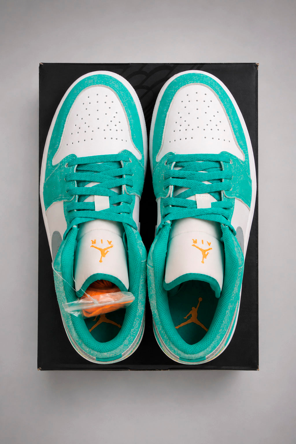 Air Jordan 1 Low "New Emerald" (2022) | Talla 27.5 cm (9.5 us - 7.5mx)