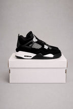 Air Jordan 4 Retro "White Thunder" (2024) | Talla 27 cm (9 us Men's/10.5 us Women's - 7 mx)