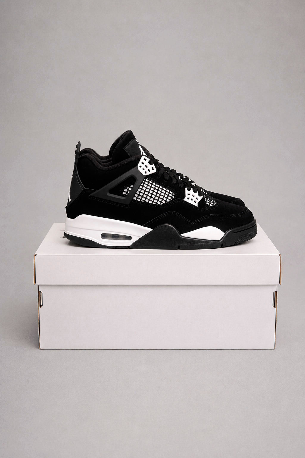 Air Jordan 4 Retro "White Thunder" (2024) | Talla 27 cm (9 us Men's/10.5 us Women's - 7 mx)