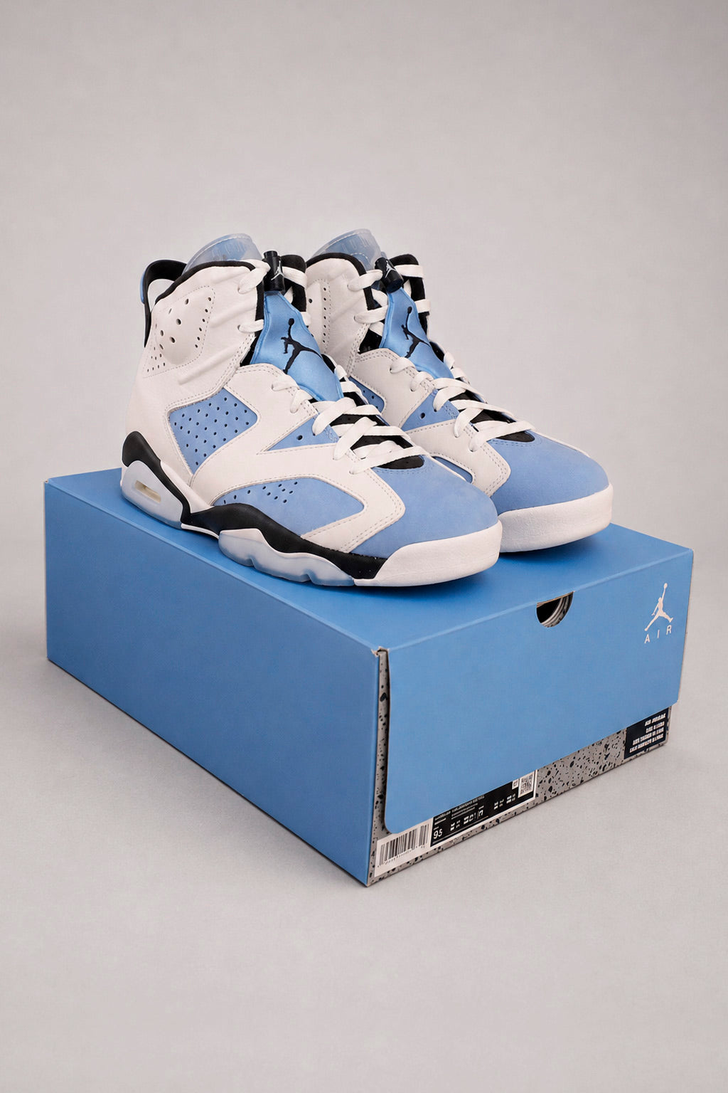 Air Jordan 6 Retro "UNC" (2023) - sneakers coleccion | Talla 27.5 cm (9.5 us - 7.5 mx) (Copia)